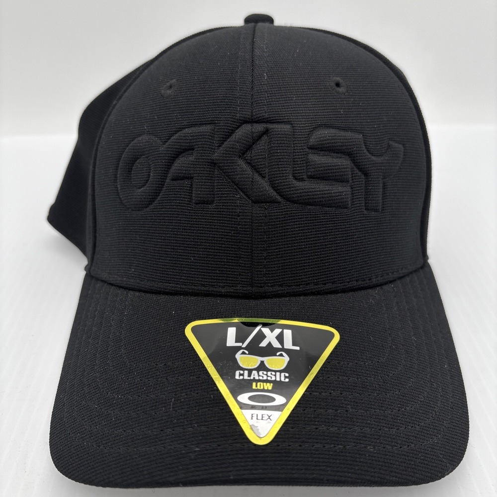 Oakley Stretch Flex Fitted Hat Embossed Cap Classic Low L/XL Black